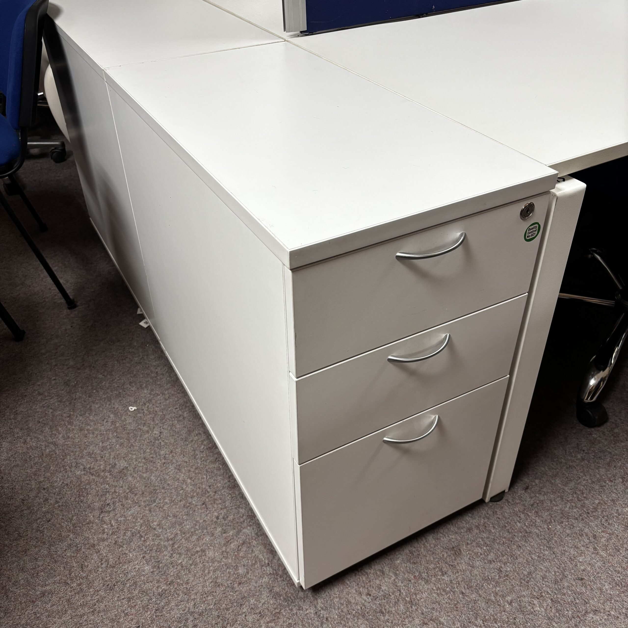 Desk High Pedestal - White