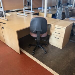 1600 Radial Desk with Desk High Pedestal - Maple