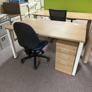 *1400 Straight Desk - Birch