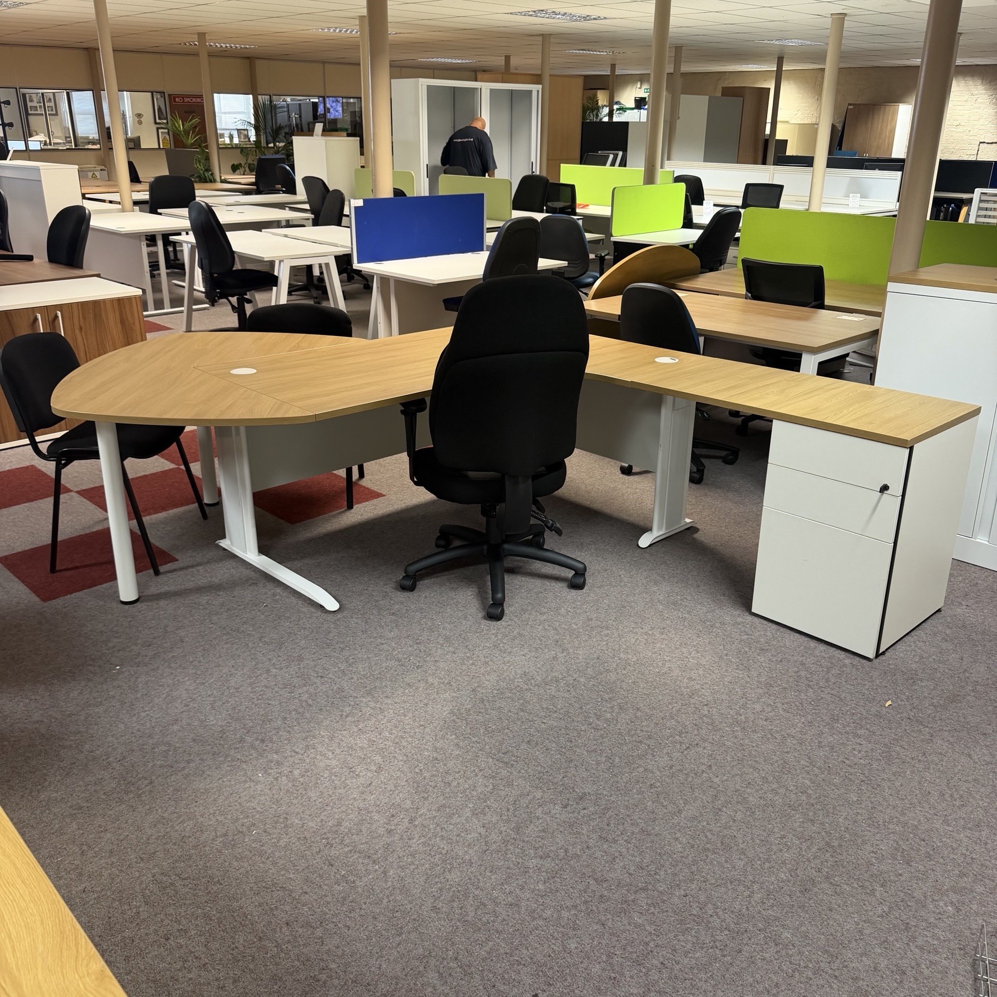 *SVEN Complete Executive Workstation - Oak - Image 5